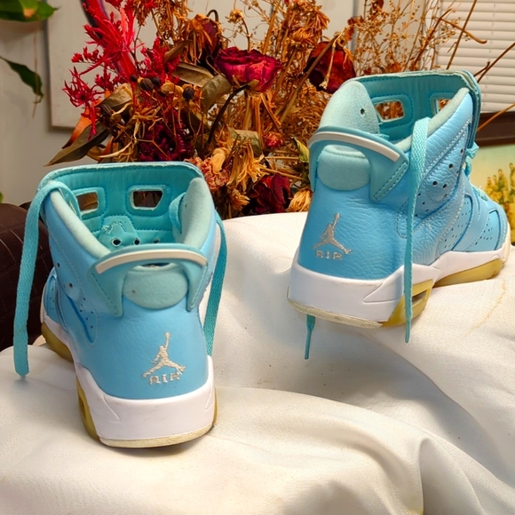 Jordan 6 retro UNC blue on white - Picture 3 of 11